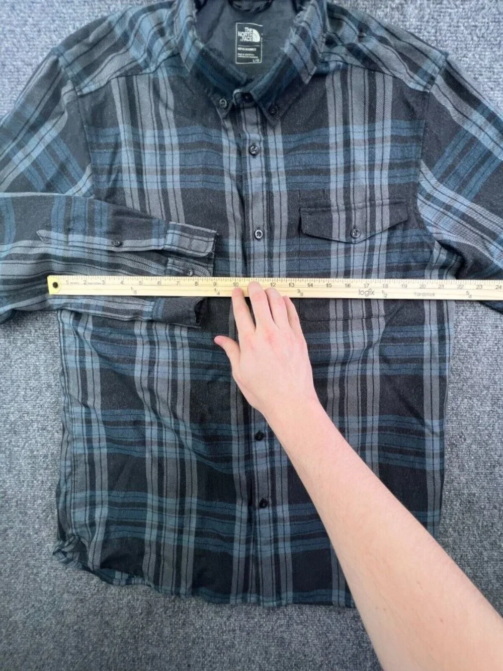 The North Face Adult Men's Large Multicolored Plaid Button Up Long Sleeve Shirt